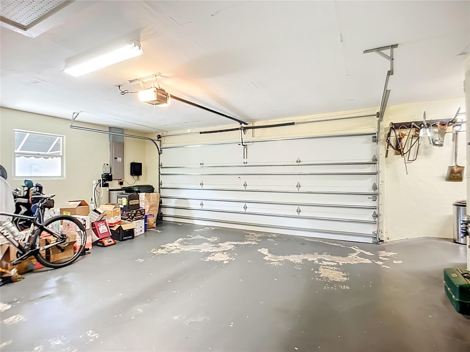 THE COUNTRY CLUB OF SARASOTA - Residential