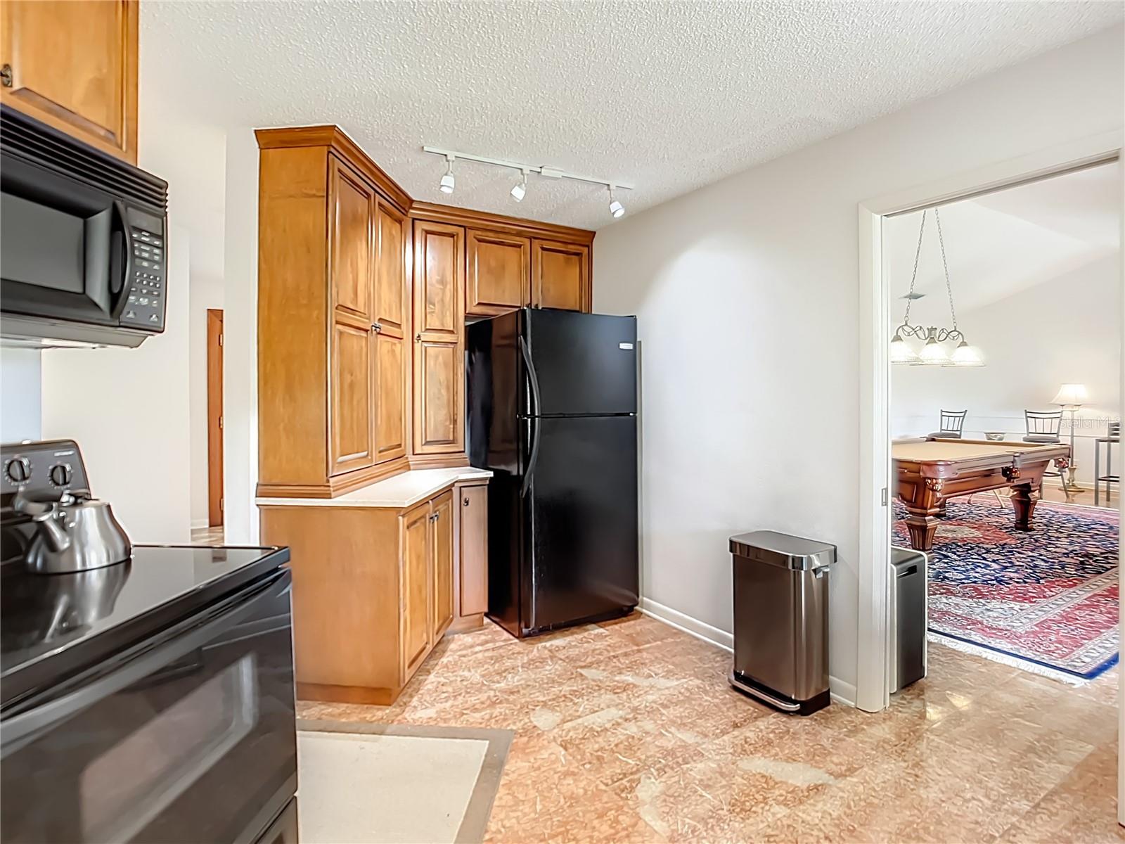 THE COUNTRY CLUB OF SARASOTA - Residential