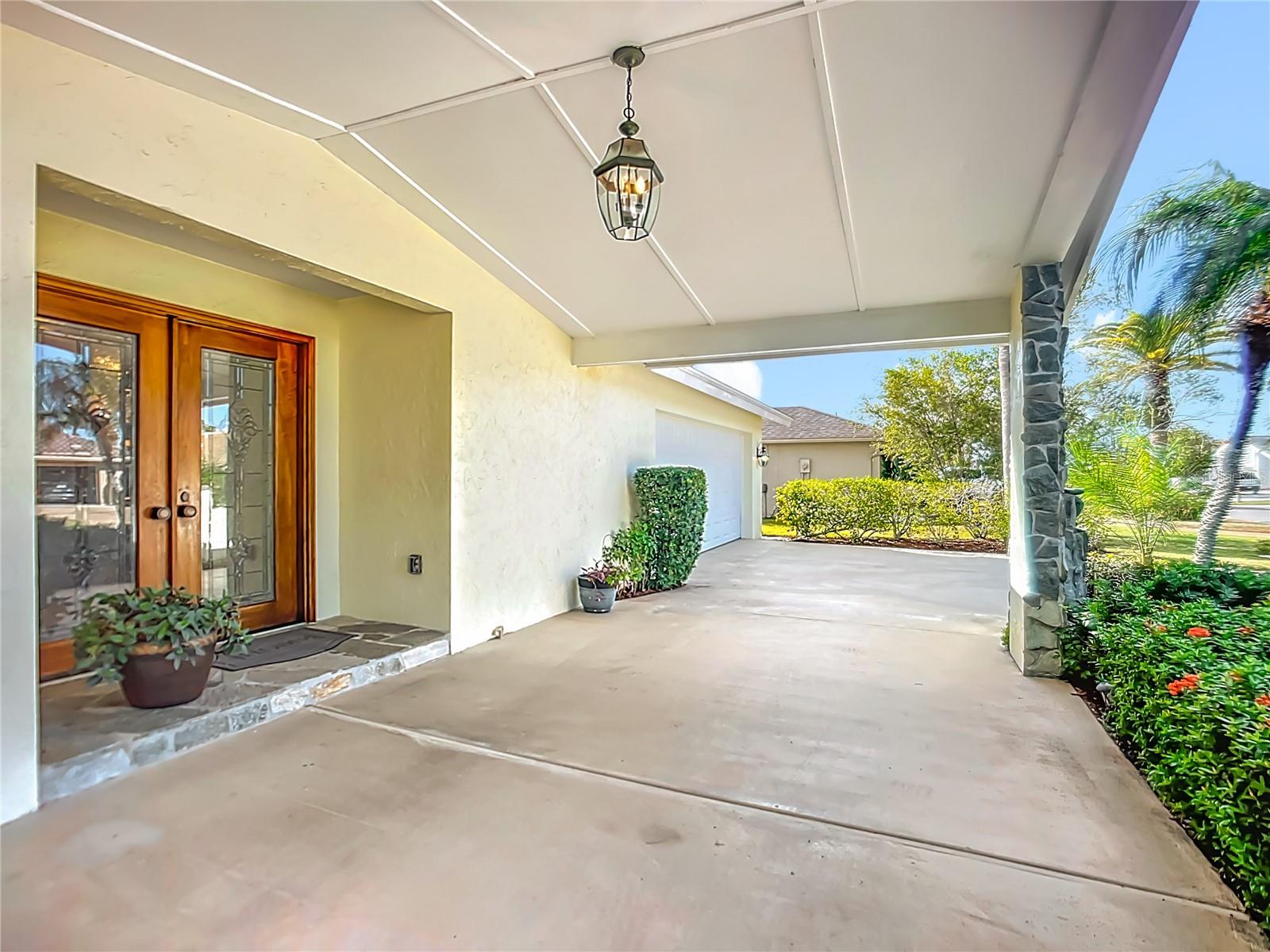 THE COUNTRY CLUB OF SARASOTA - Residential