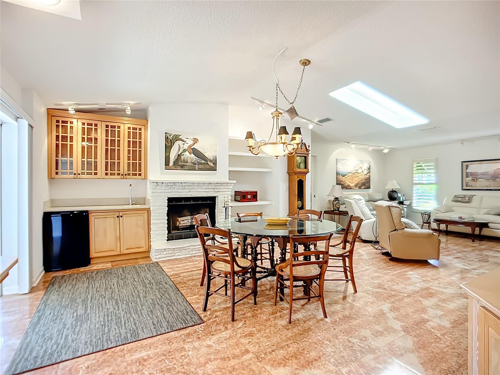 THE COUNTRY CLUB OF SARASOTA - Residential