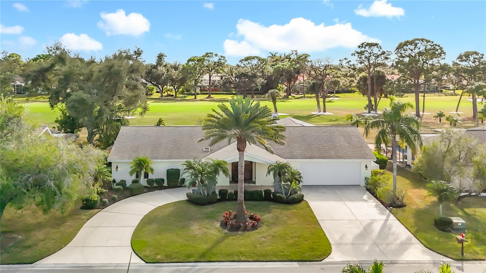 THE COUNTRY CLUB OF SARASOTA - Residential