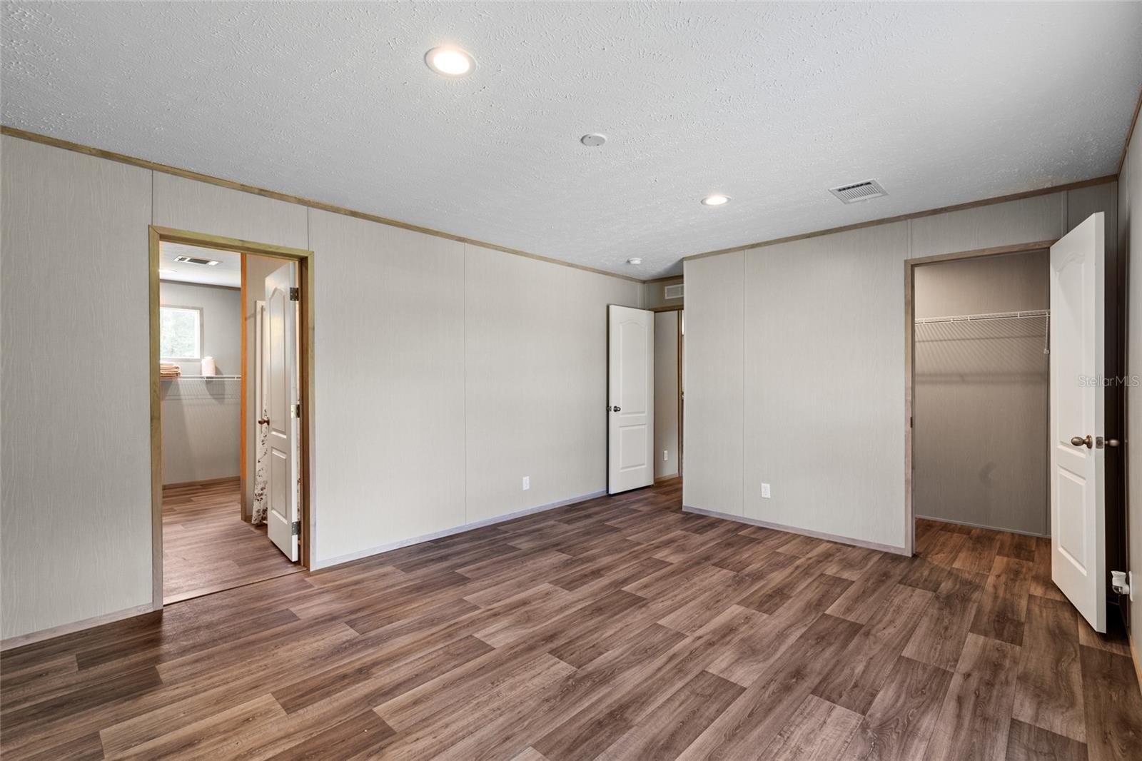 CEDAR PINES UNIT ONE - Residential