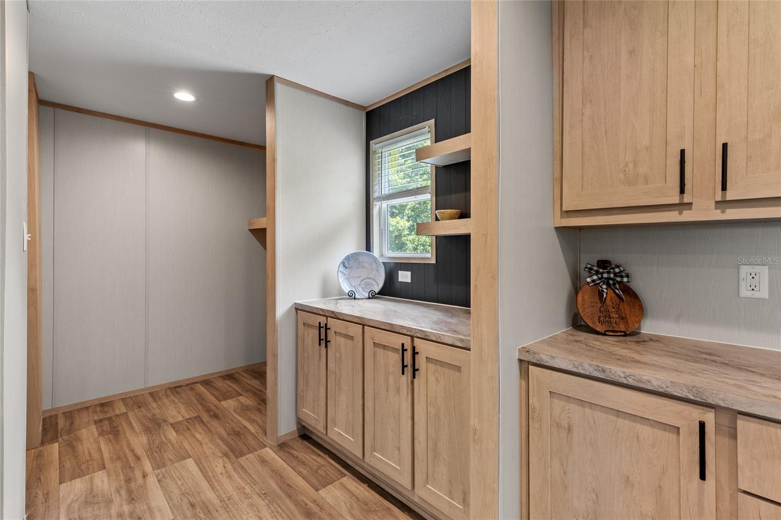 CEDAR PINES UNIT ONE - Residential