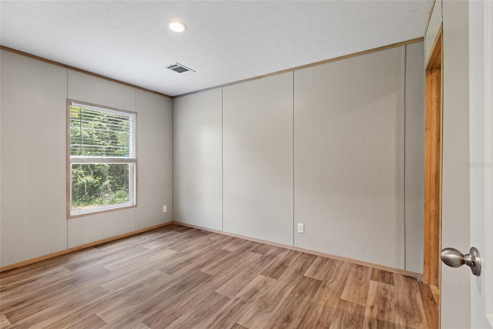 CEDAR PINES UNIT ONE - Residential