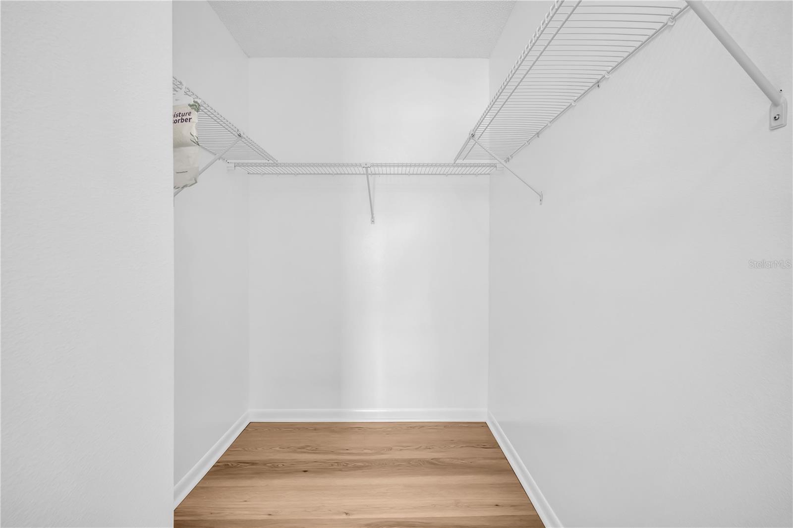 PINE RIDGE AT LAKE TARPON VILLAGE - Residential