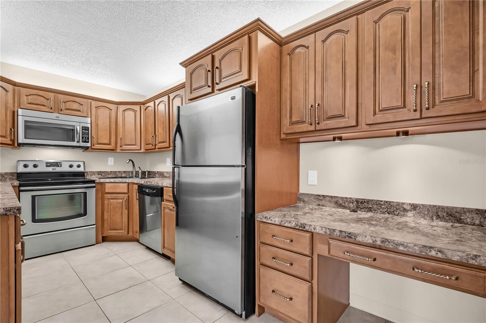 PINE RIDGE AT LAKE TARPON VILLAGE - Residential