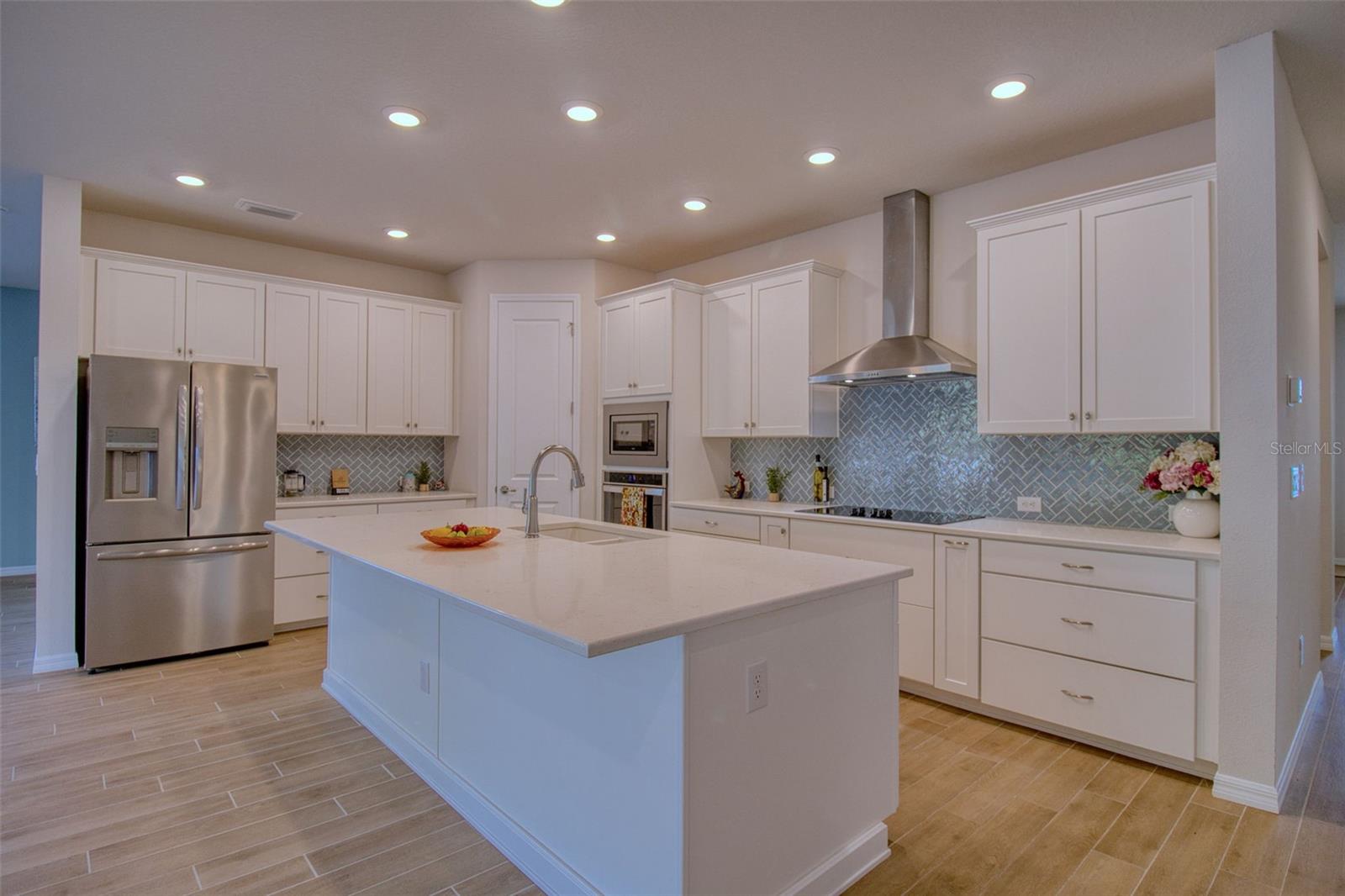 EAGLE CREEK ESTATES - Residential