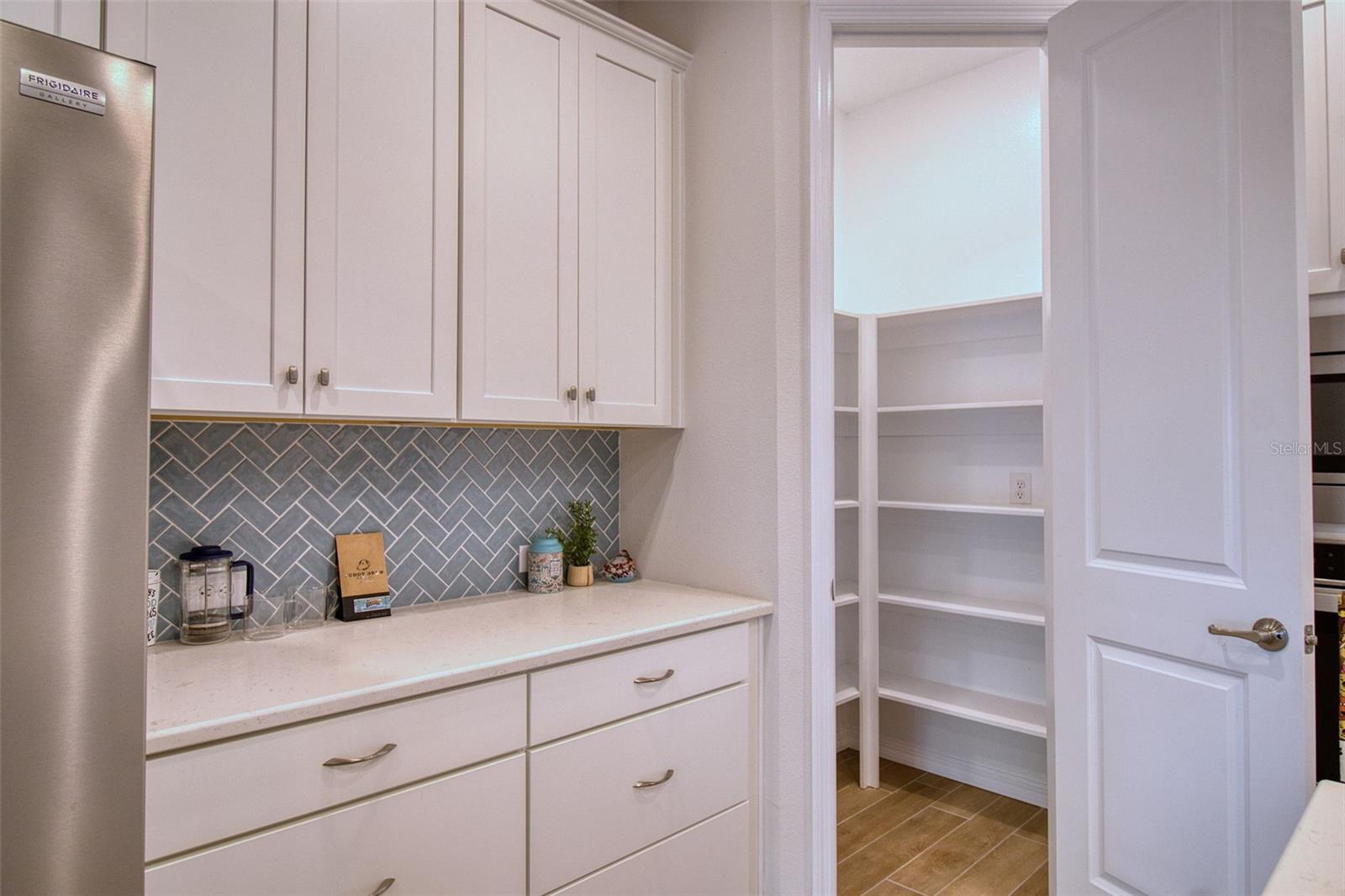 EAGLE CREEK ESTATES - Residential