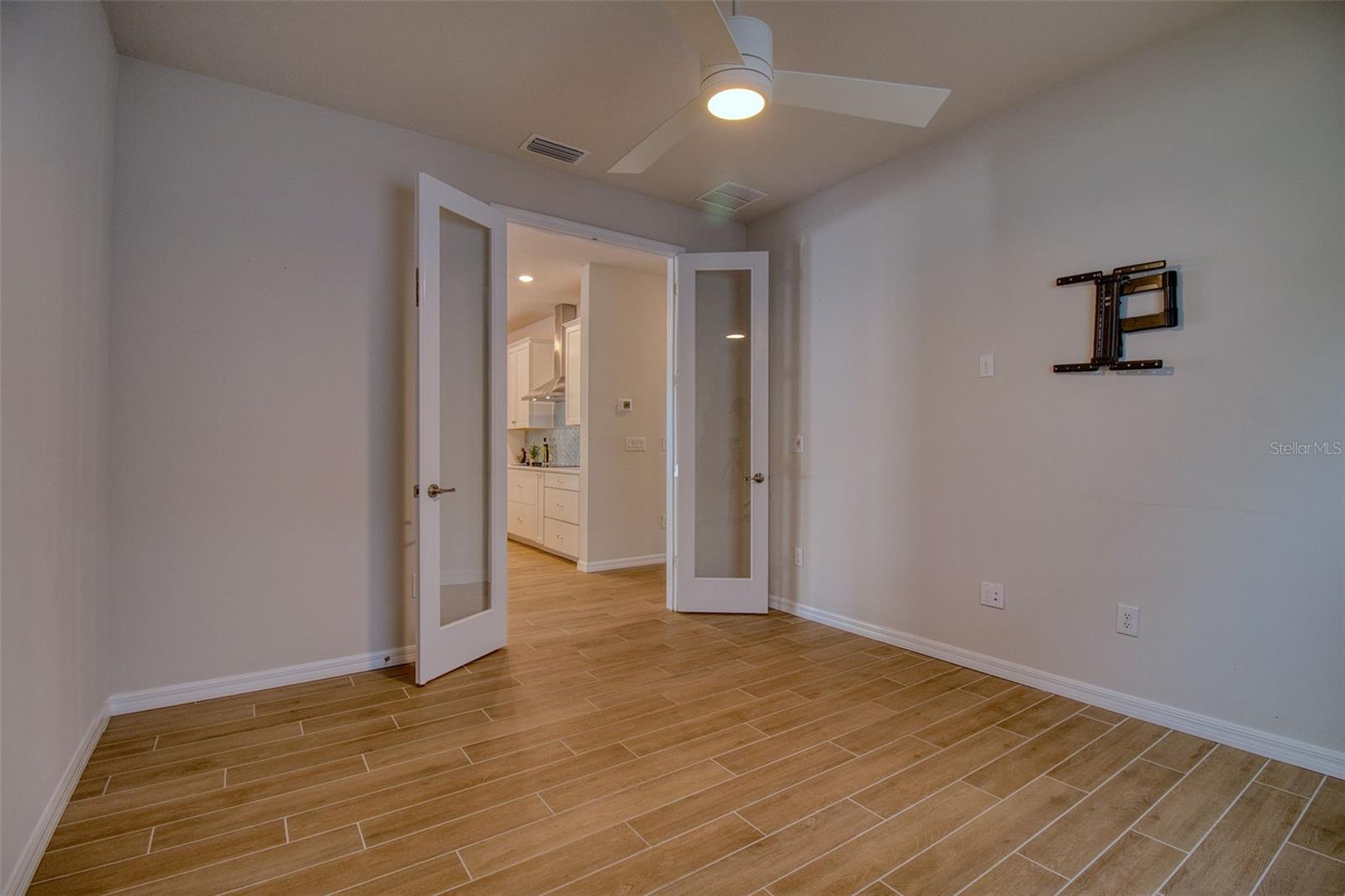 EAGLE CREEK ESTATES - Residential