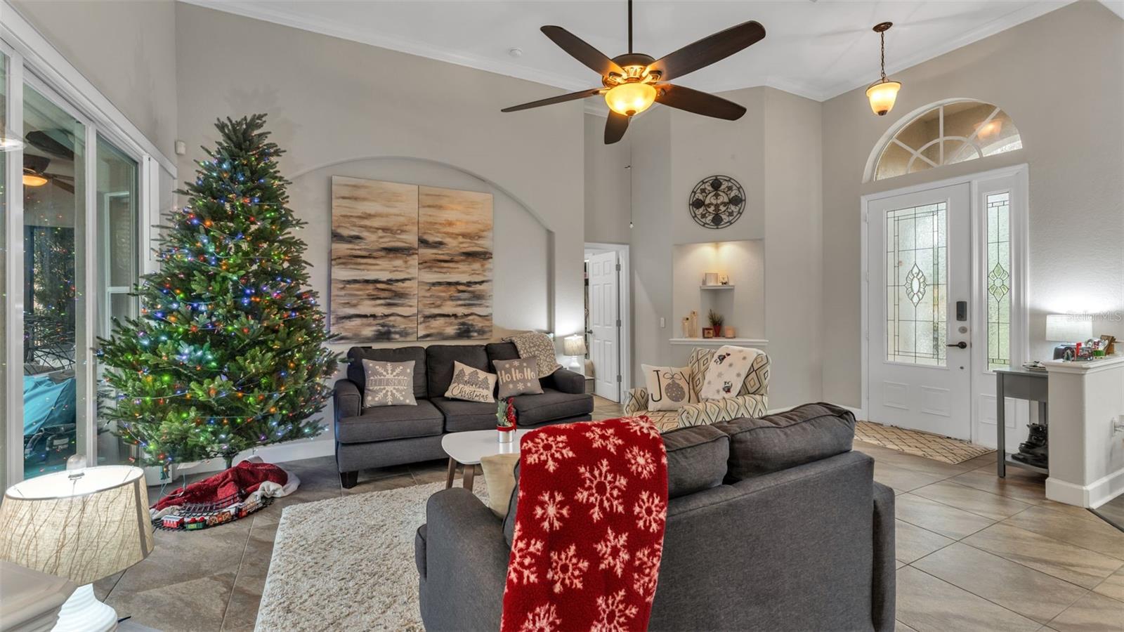 HILLS ARIETTA - Residential