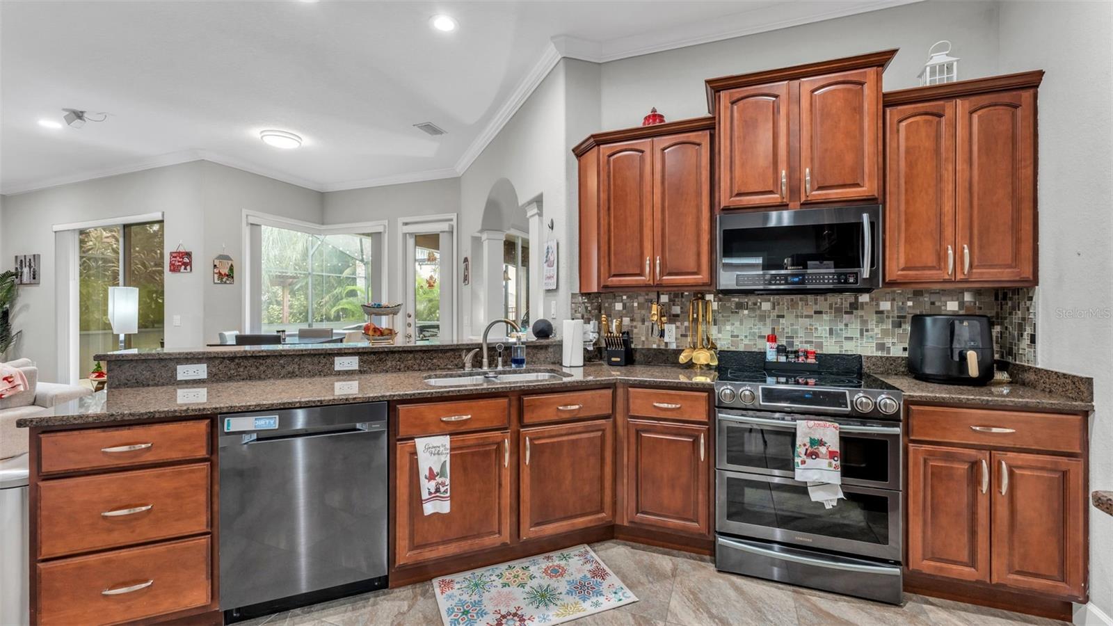 HILLS ARIETTA - Residential