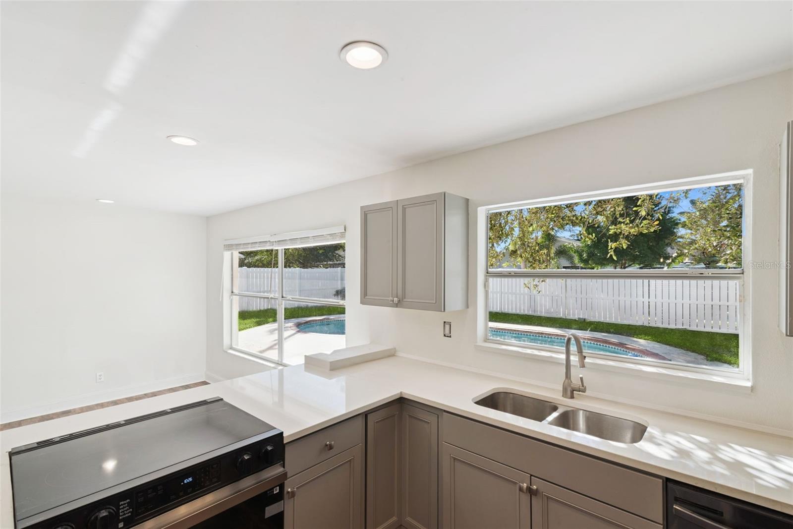 WINTER WOODS UNIT 03 - Residential