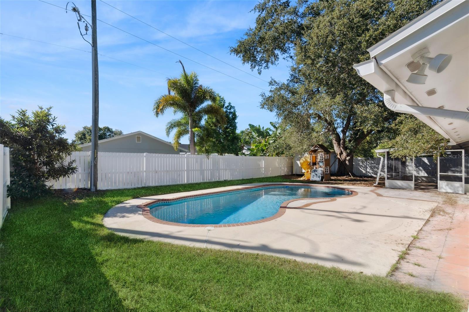 WINTER WOODS UNIT 03 - Residential