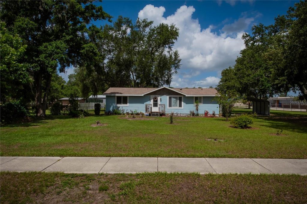 Photo of 5015 Turkey Creek Road, Plant City, FL 33567 (MLS # TB8512052)