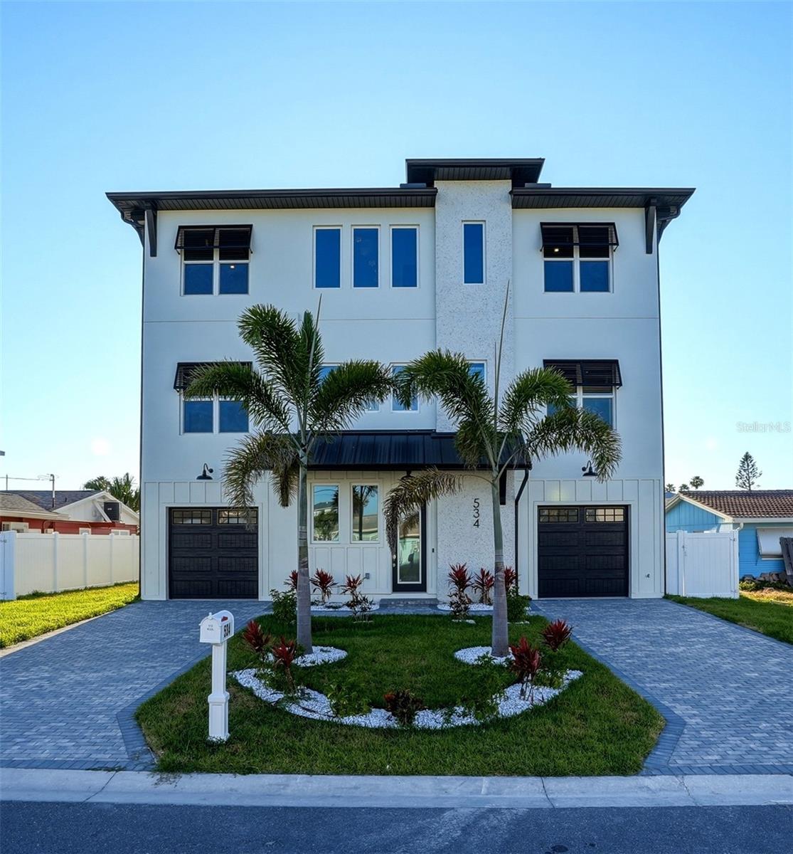 534 CRYSTAL DRIVE