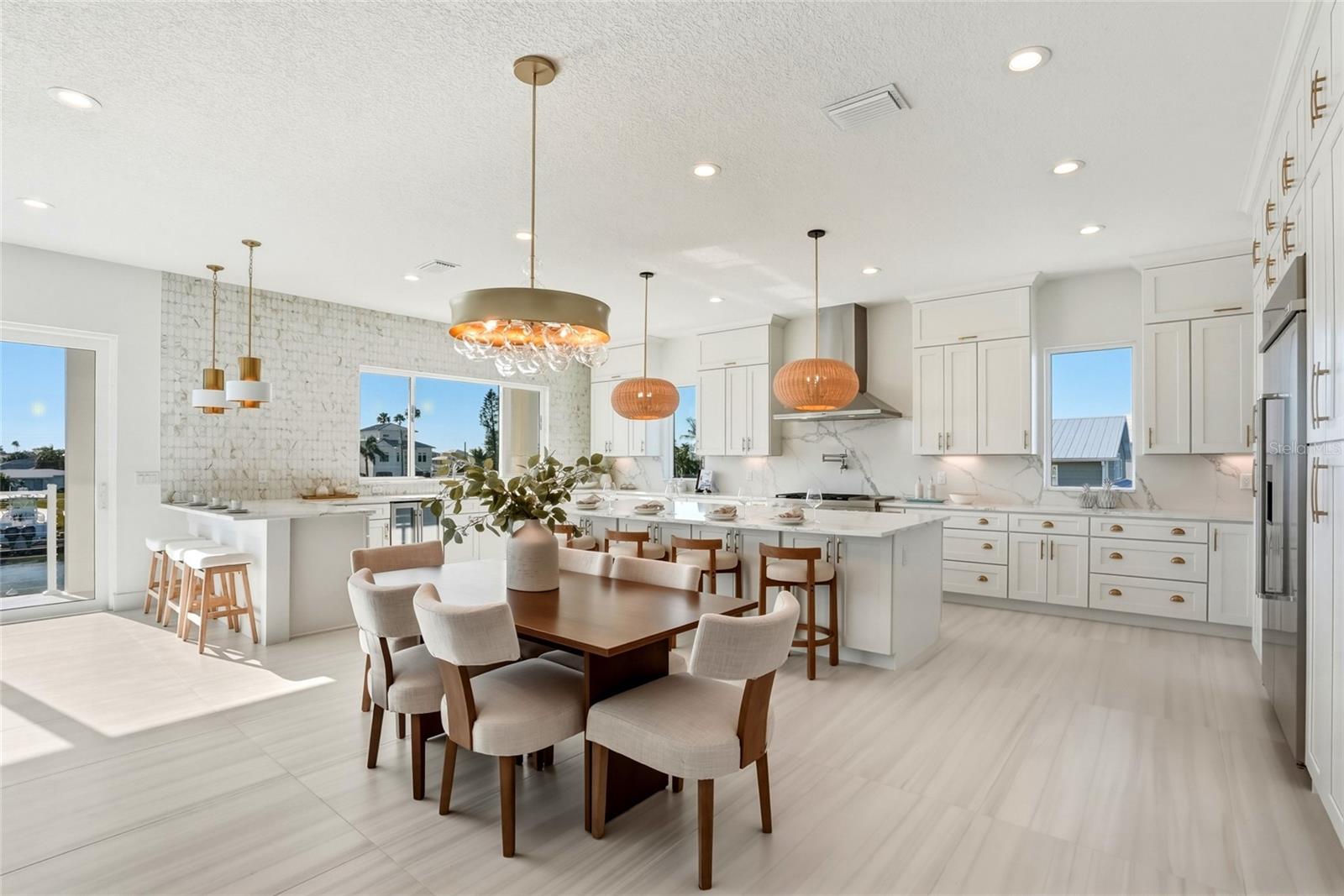 CRYSTAL ISLAND - Residential