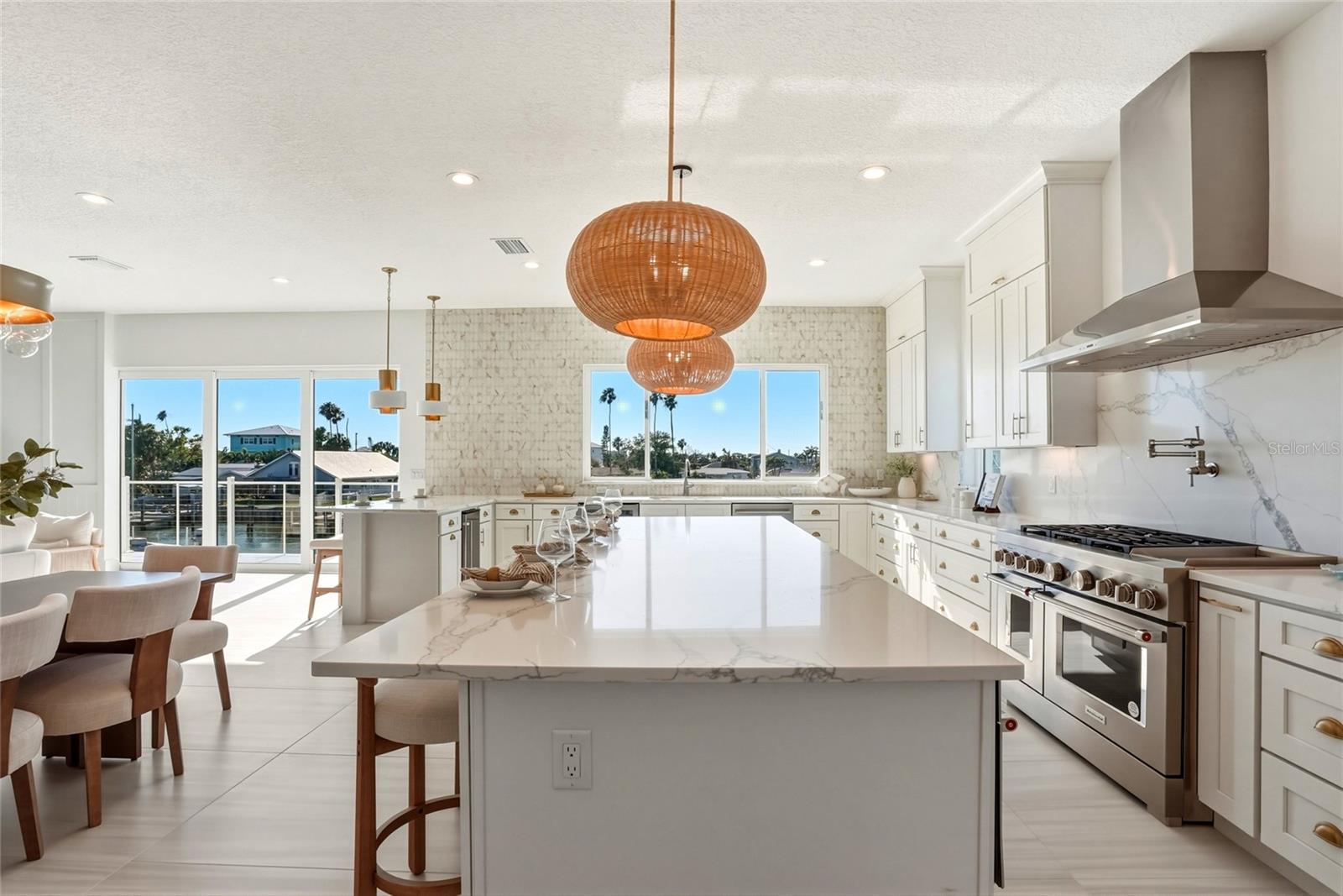 CRYSTAL ISLAND - Residential