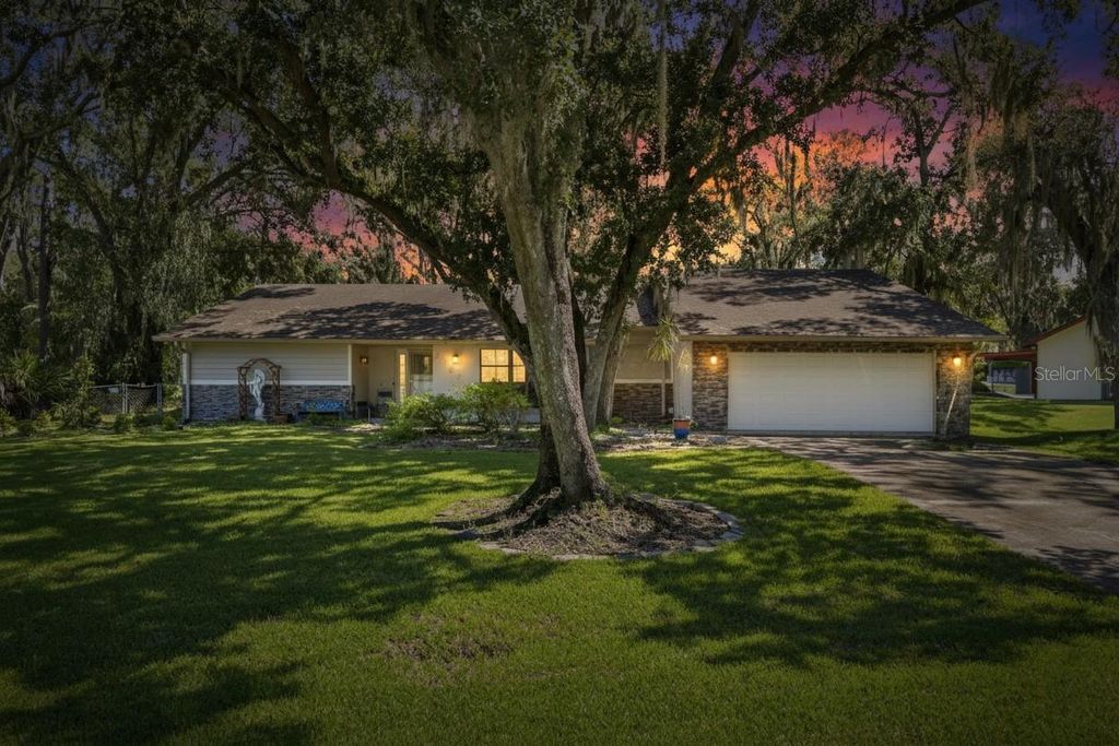 Photo of 5702 Tree Stand Lane, Lakeland, FL 33811 (MLS # TB8431277)