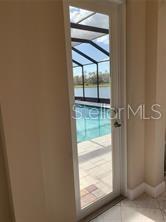 VALENCIA LAKES - Residential