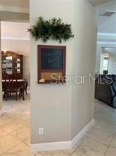 VALENCIA LAKES - Residential