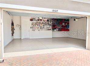 VALENCIA LAKES - Residential