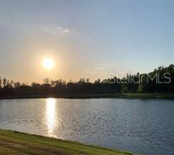 VALENCIA LAKES - Residential