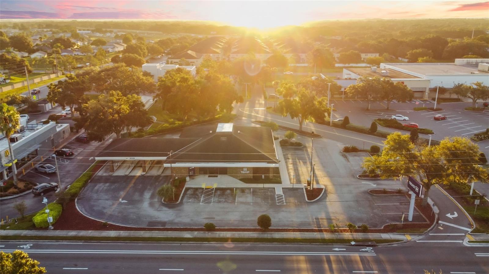 ACREAGE - Commercial Sale