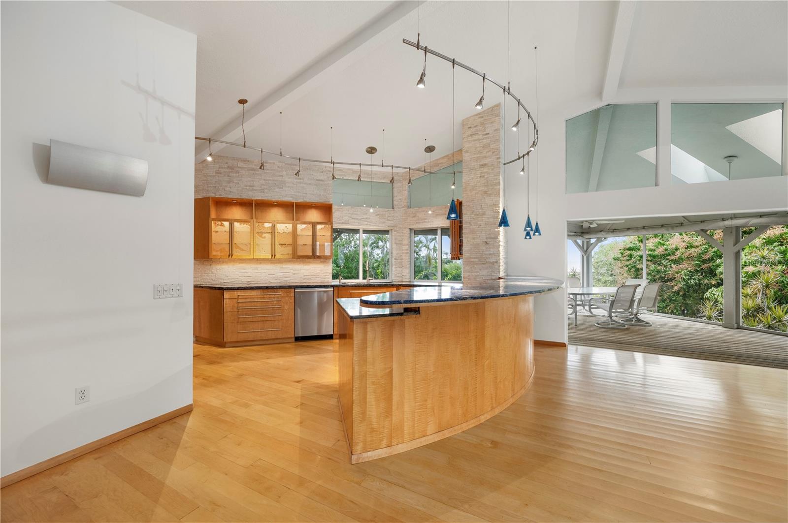 PIRATE HARBOR - Residential