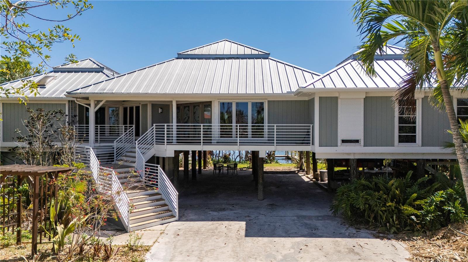 PIRATE HARBOR - Residential