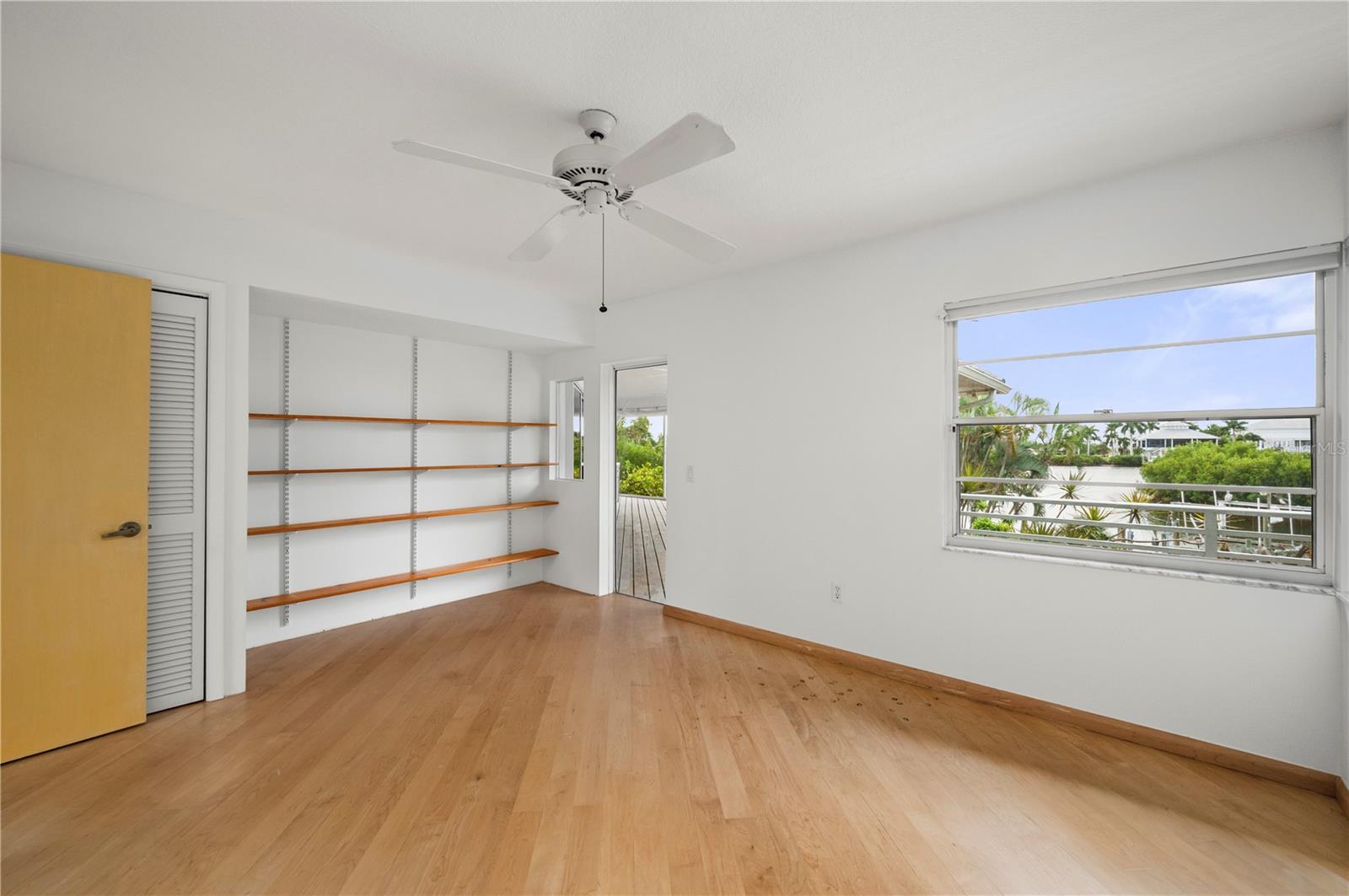 PIRATE HARBOR - Residential