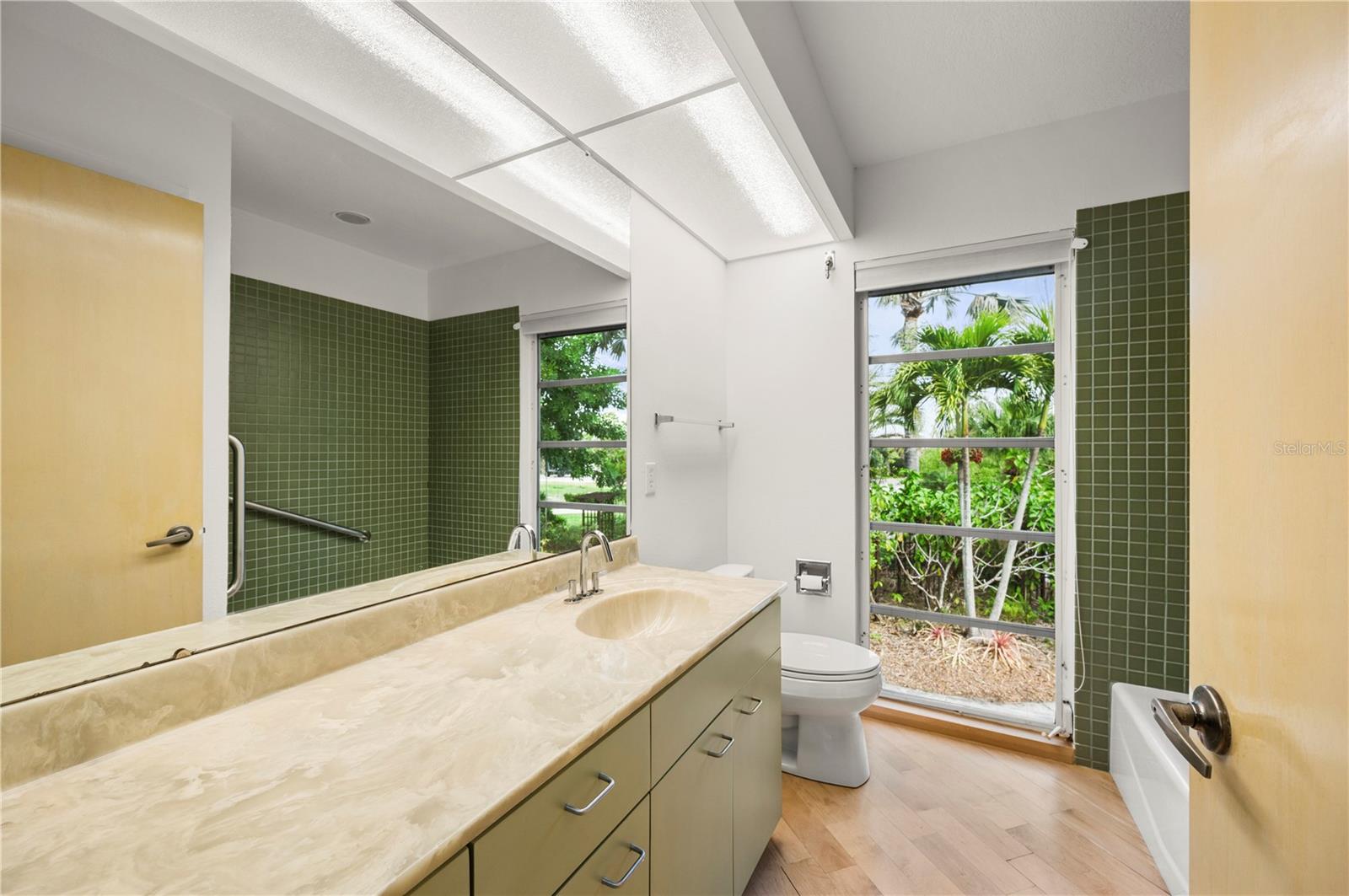 PIRATE HARBOR - Residential