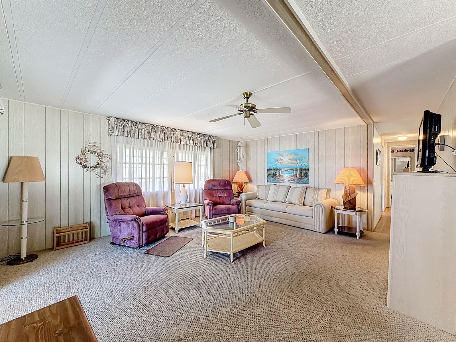 1100 BELCHER ROAD S 561