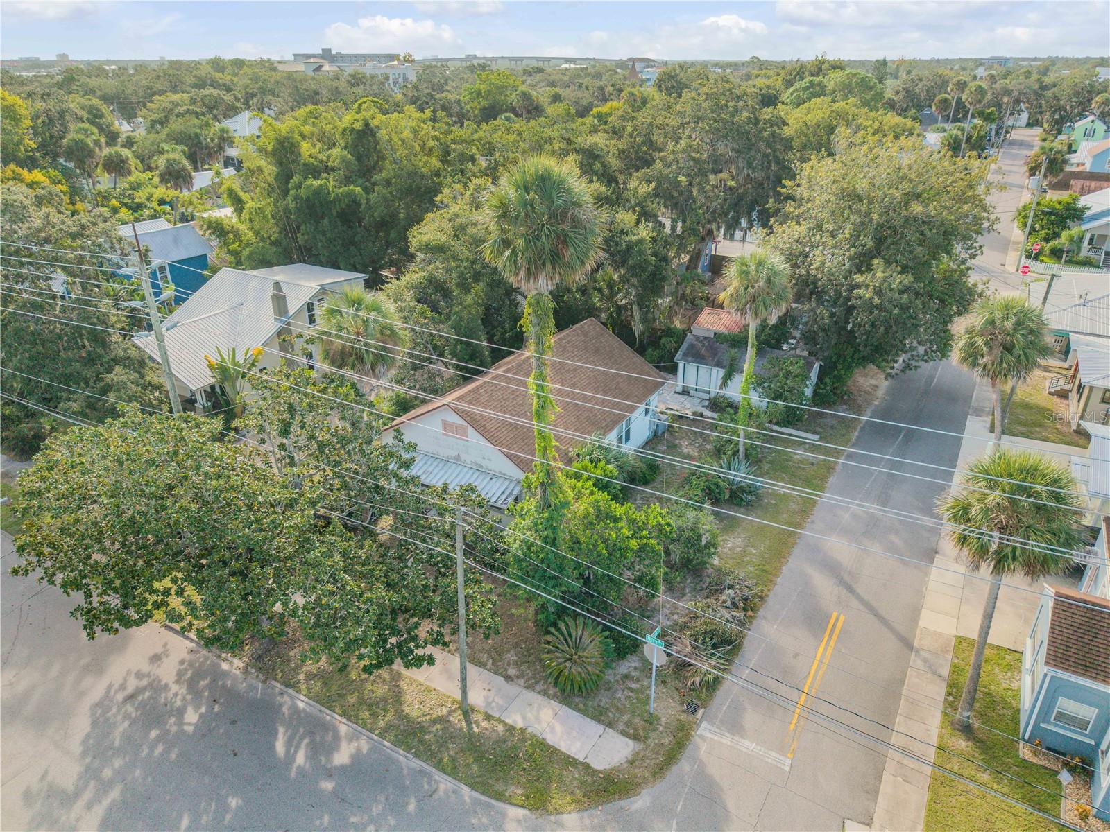 218 MARY AVENUE