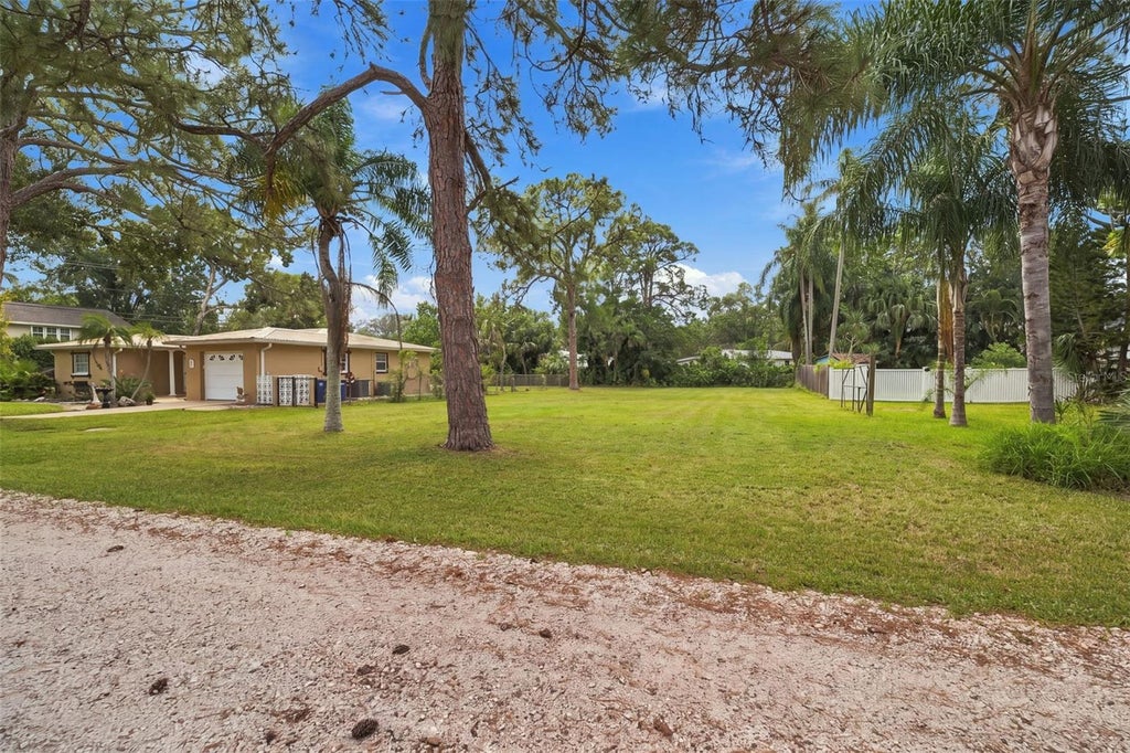 Photo of 511 Tennessee Avenue, Crystal Beach, FL 34681 (MLS # TB8557177)