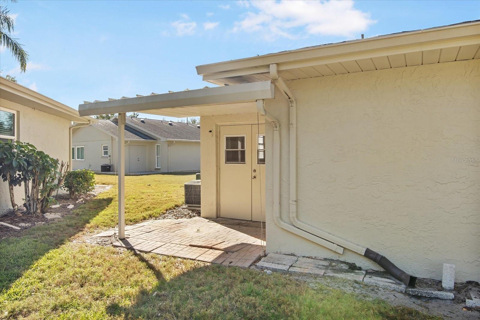 GLOUCESTER B CONDO - Residential