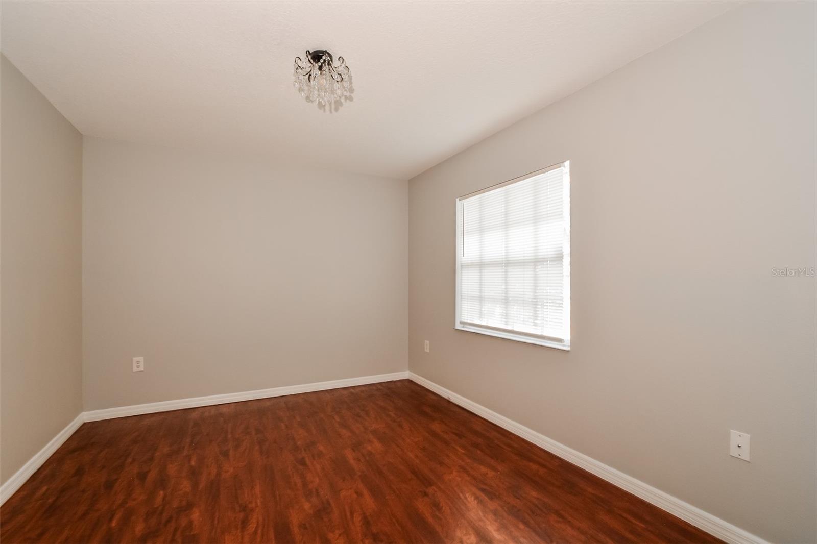 KEYSTONE MANOR - Residential