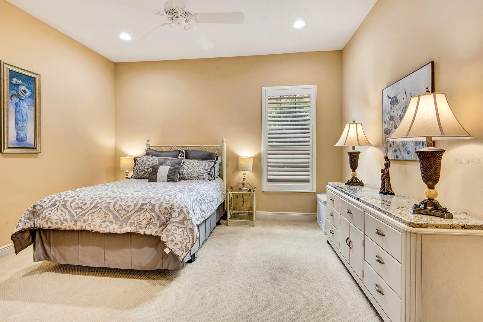 COUNTRY CLUB EAST AT LAKEWD RNCH SS - Residential Lease