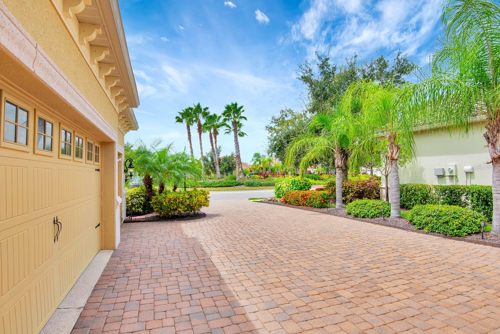 COUNTRY CLUB EAST AT LAKEWD RNCH SS - Residential Lease