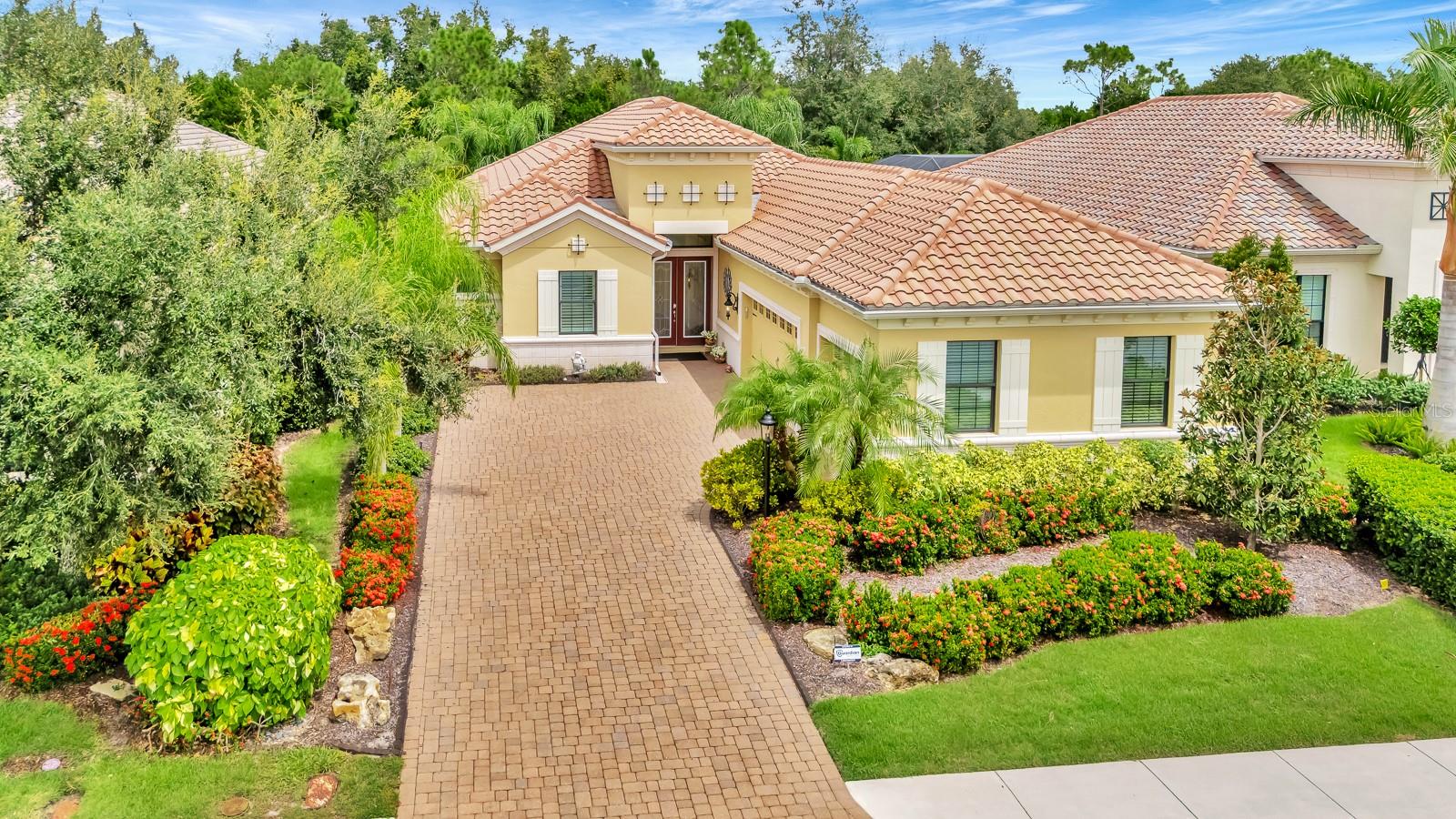 COUNTRY CLUB EAST AT LAKEWD RNCH SS - Residential Lease