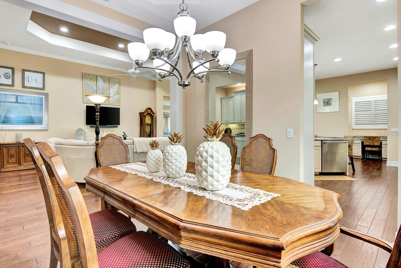 COUNTRY CLUB EAST AT LAKEWD RNCH SS - Residential Lease