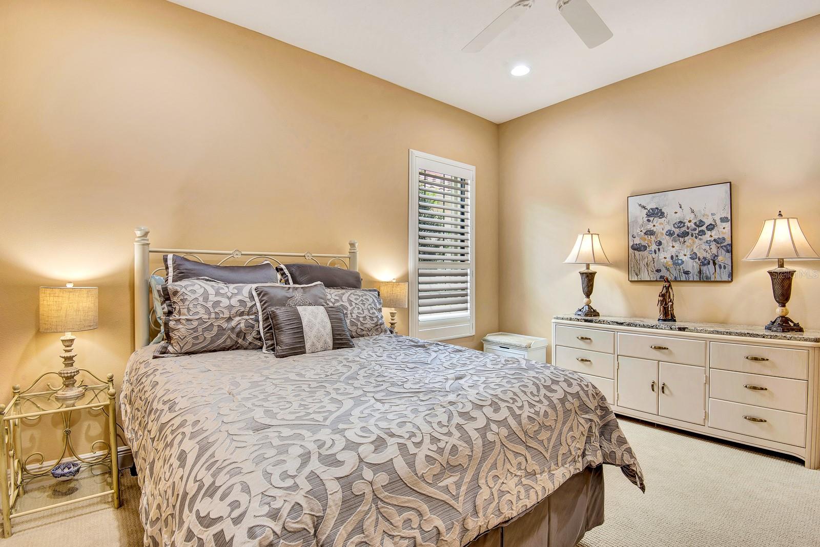 COUNTRY CLUB EAST AT LAKEWD RNCH SS - Residential Lease