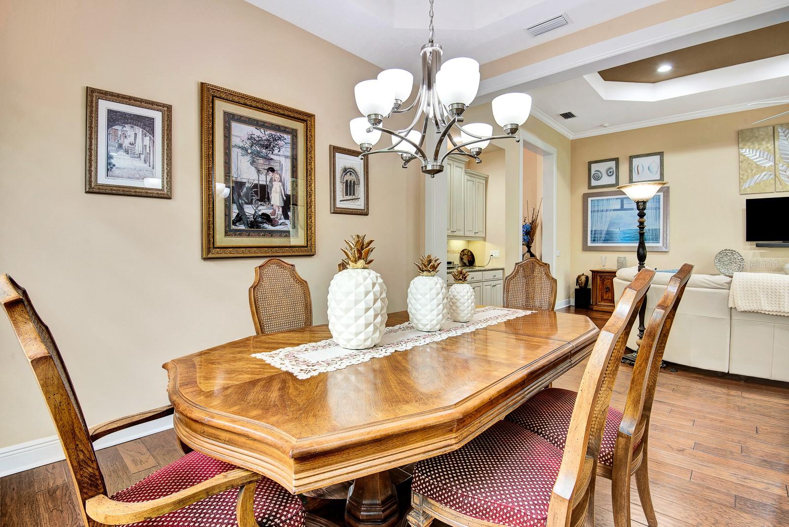 COUNTRY CLUB EAST AT LAKEWD RNCH SS - Residential Lease