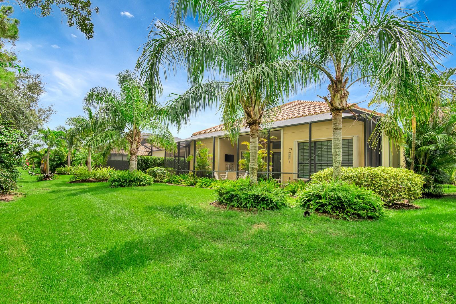 COUNTRY CLUB EAST AT LAKEWD RNCH SS - Residential Lease