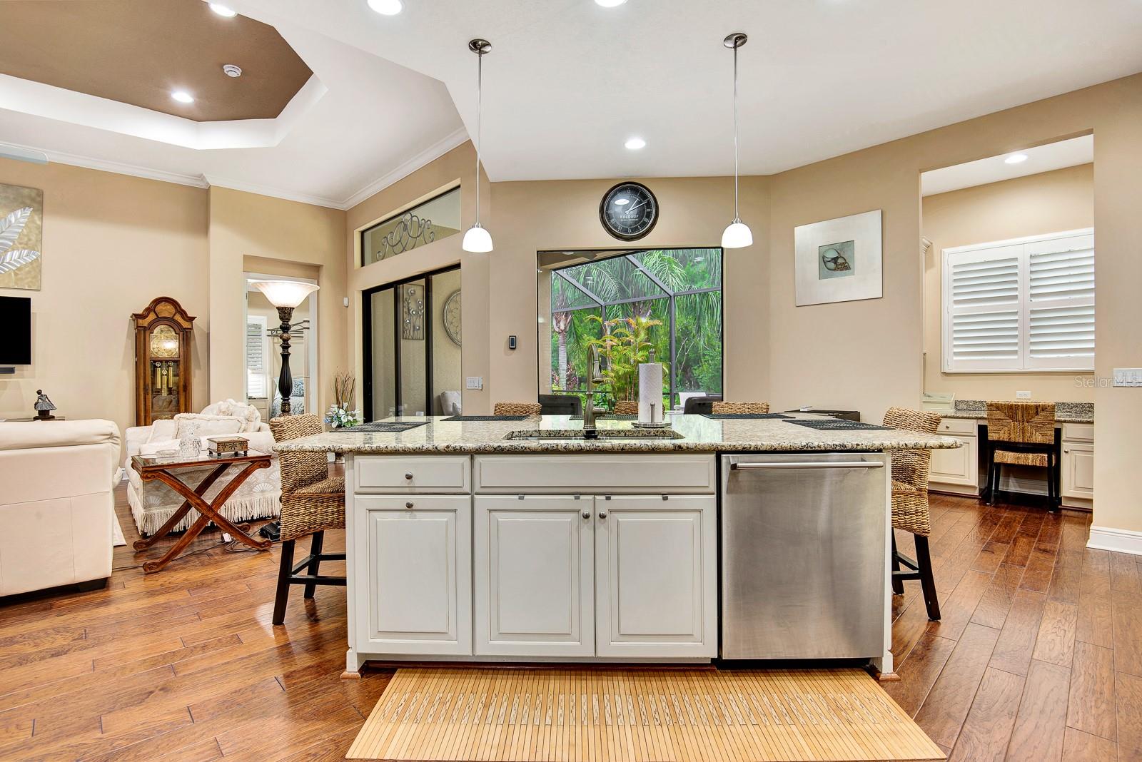 COUNTRY CLUB EAST AT LAKEWD RNCH SS - Residential Lease