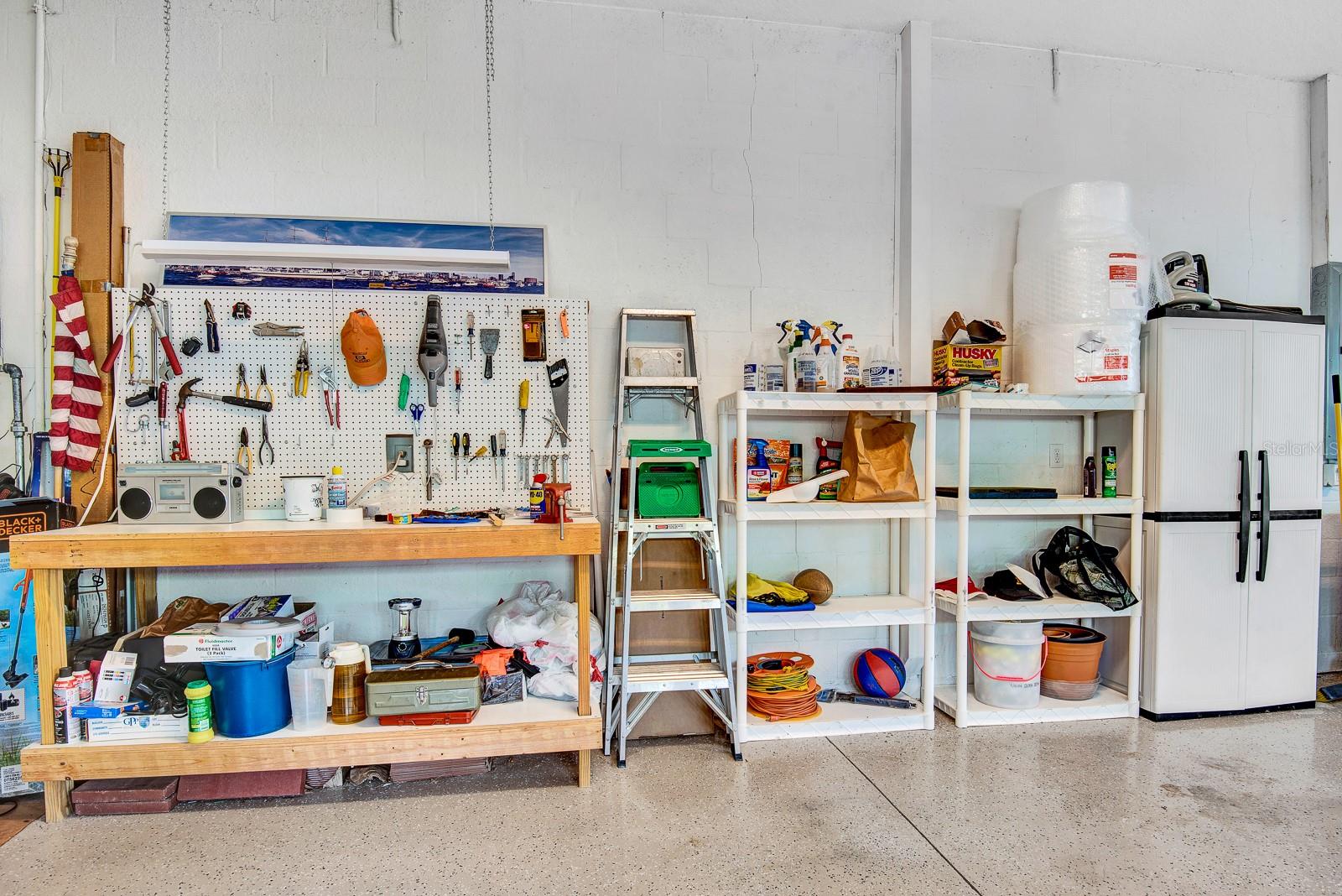 COUNTRY CLUB EAST AT LAKEWD RNCH SS - Residential Lease