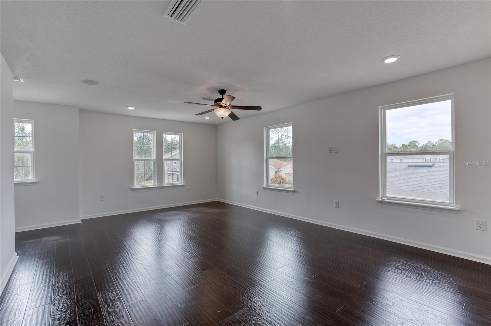 HUNTERS RIDGE SUB - Residential