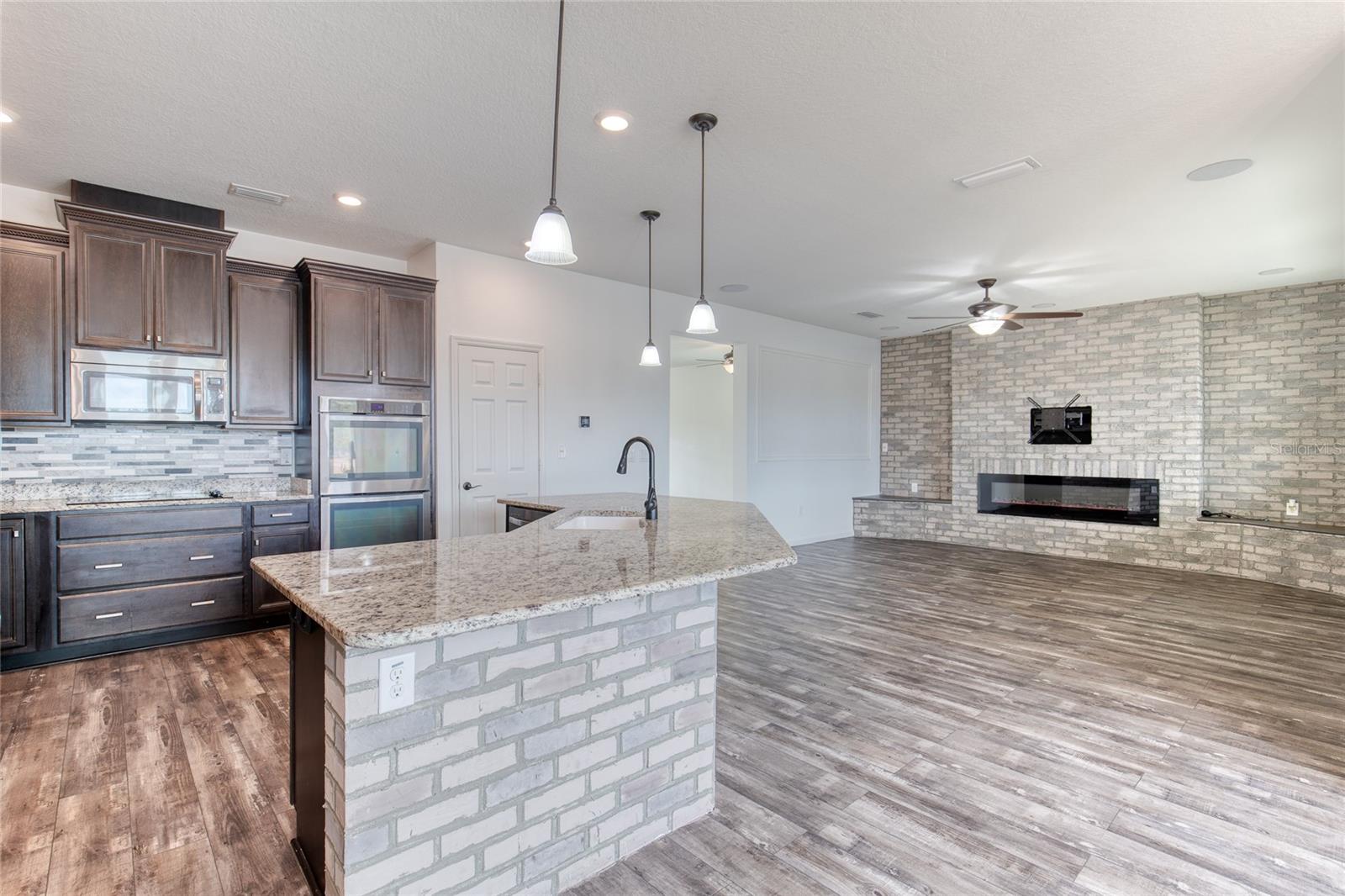 HUNTERS RIDGE SUB - Residential