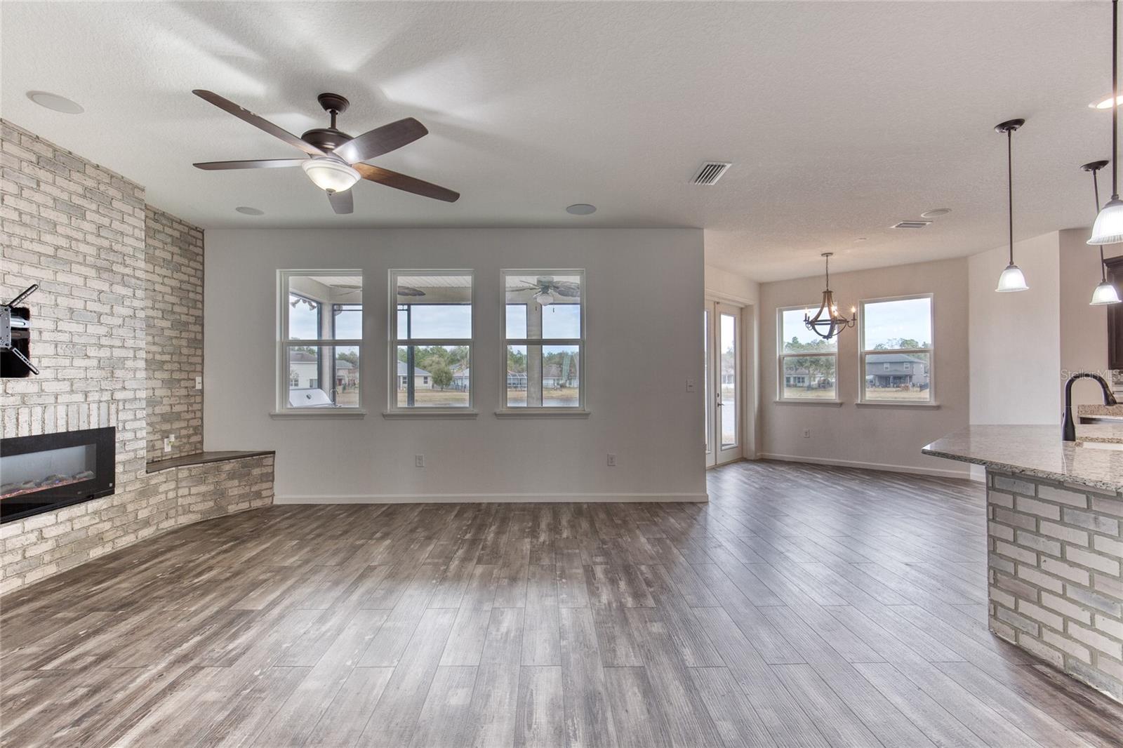 HUNTERS RIDGE SUB - Residential