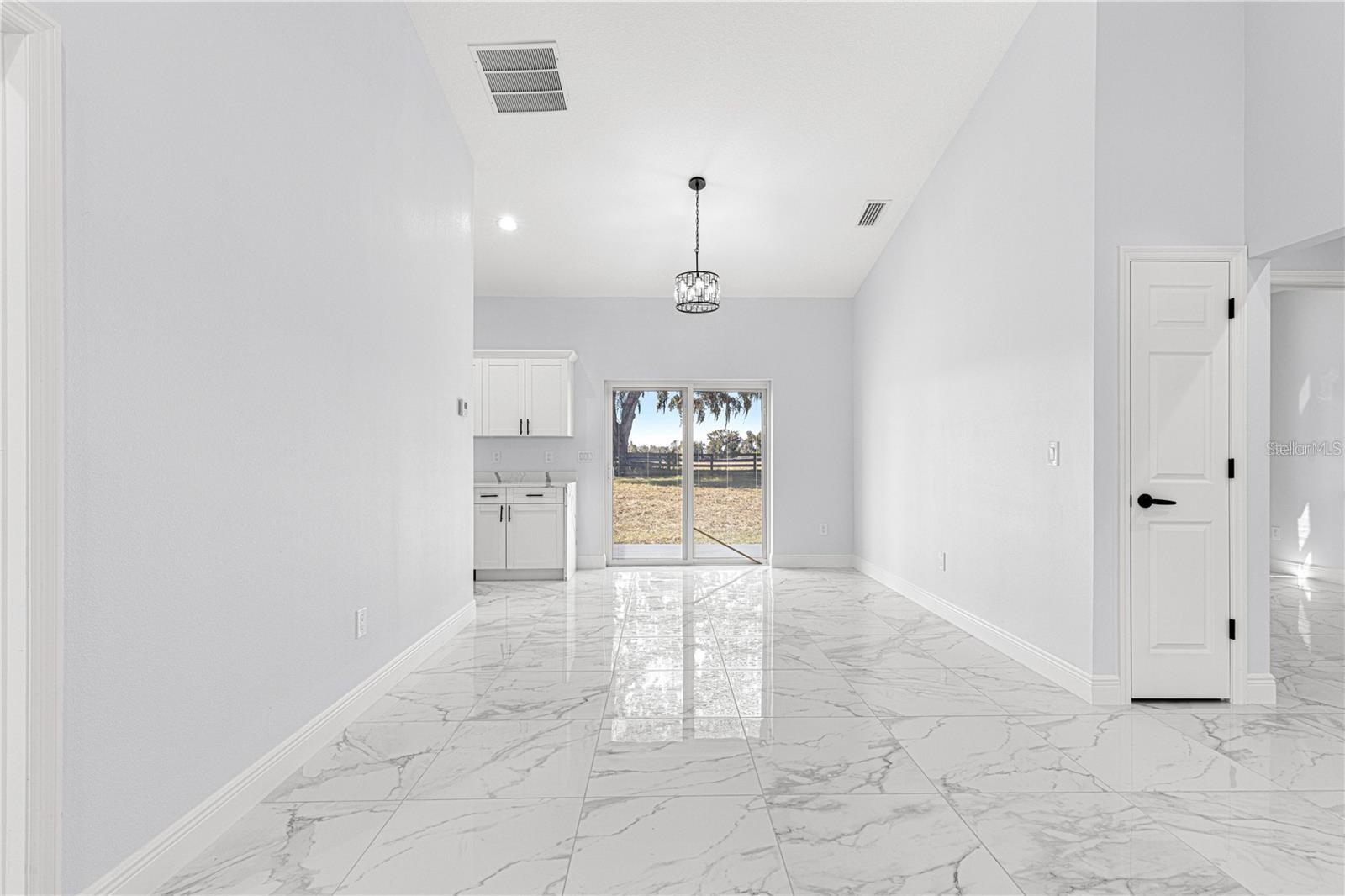 SUMMERFILED TERRACE - Residential