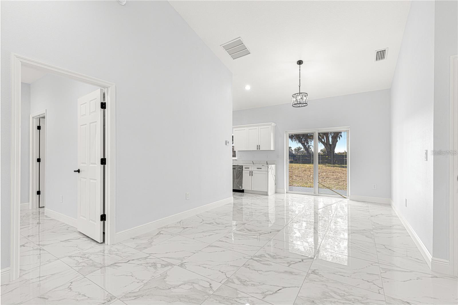 SUMMERFILED TERRACE - Residential